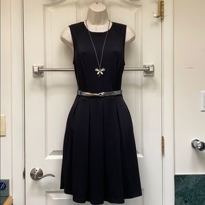 NWT black dress 👗(belt not included)